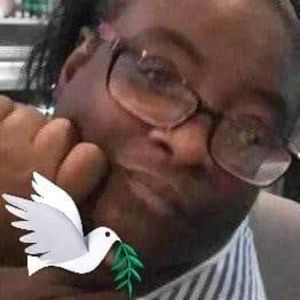 Meet your Posher, Felicia